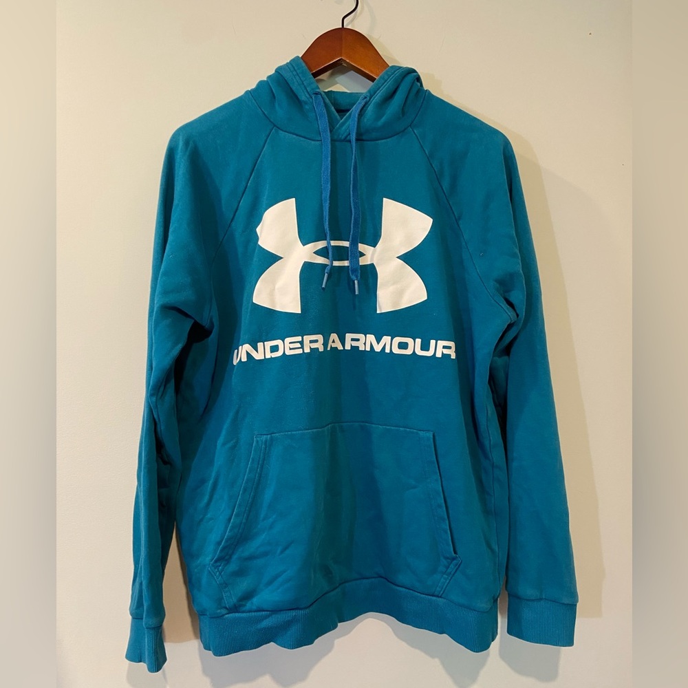 Women’s Under Armour Hoodie Size M